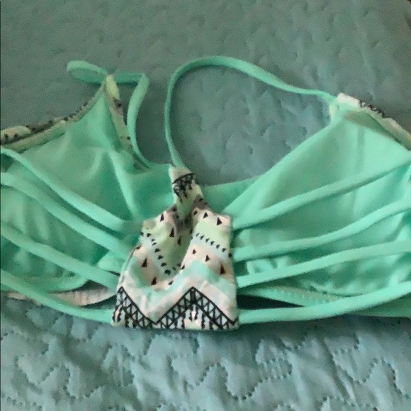 Trillium bikini Mint green black and white ruffle top like new see-threw… - Picture 7 of 10
